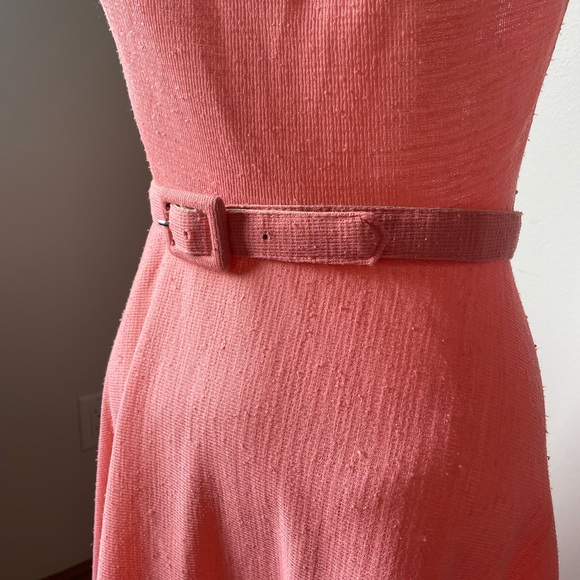 Vintage pink dress with belt and drawstring collar - Picture 2 of 12
